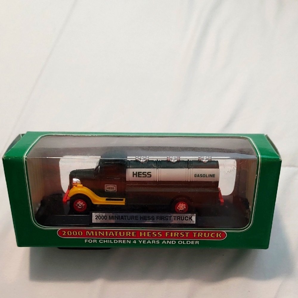 Miniature First Hess Truck - Green and White